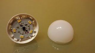 Comment démonter une ampoule LED [upl. by Hamlen]