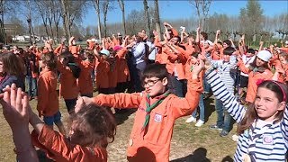 Scouts et guides de France [upl. by Ecirtnas]