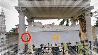 Visité La tumba de un VAMPIRO en Cali cementerio central [upl. by Arney]