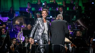 MIKA  Boum Boum Boum  LIVE  Paris Philharmonic Orchestra 2021 [upl. by Savick]