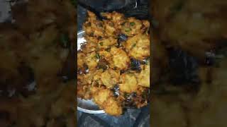 மரவள்ளி கிழங்கு வடை  Maravalli kilangu vadai  Tapioca vadavethikaduchannelvc0082 [upl. by Bronnie]