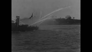 Fireboat quotNew Yorkerquot in Action 1903 Edison [upl. by Lennod]