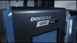 NEW 두산공작기계 동시 5축 수직형머시닝센터 DVF 5000 [upl. by Eloccin]