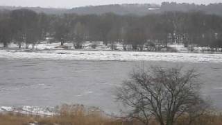 Wintersturm an der Elbe [upl. by Novyad127]