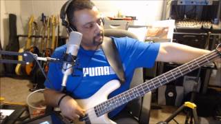 Beginner Bass Lesson  Tune Your Bass Using Harmonics [upl. by Schafer874]