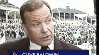 Clive Baldwin sings at Doncaster Races UK [upl. by Yve]