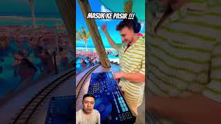 Masuk ke pasir travel tomorrowland funny cruise comedy utopiaoftheseas facts smartitems [upl. by Fabe]