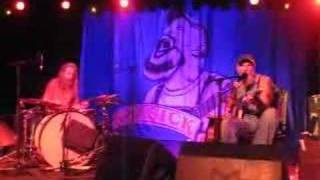 Seasick Steve  Hobo Low with drums [upl. by Redleh]