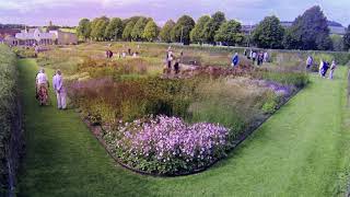 Five Seasons The Gardens of Piet Oudolf  Hummelo fall timelapse [upl. by Ney405]