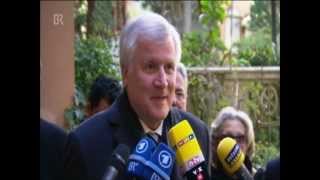 Seehofer und Pilger nehmen Abschied von Papst Benedikt [upl. by Manno521]