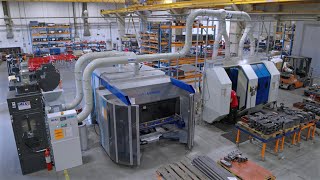 Yaskawa ArcWorld compact arc welding robot cells at Güttler kft [upl. by Belicia]