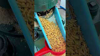 Pure dry grains pellet machine roller rolling type [upl. by Snashall441]