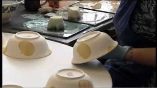 How Sponge Decorating is done at the Emma Bridgewater Factory in StokeOnTrent England [upl. by Flanders803]