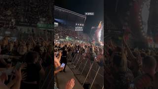 MET LENNY KRAVITZlennykravitz concert livemusic concerts liveshow singer singing song [upl. by Brion]