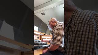 Westworth United Church Digital OrganPlaying The Chimes [upl. by Masha]