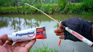 Membuat joran meracik umpan merakit pancing  Mancing wader di sawah otodidak7 [upl. by Atoel]