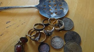 A pile of rings metal detecting Nova Scotia beach Da found most of it sighhhh [upl. by Hazeghi]