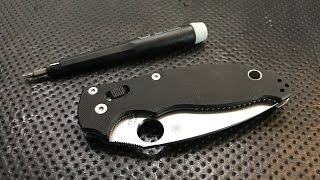 How to disassemble and maintain the Spyderco Manix 2 Pocketknife [upl. by Vinaya280]