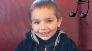 Enfant 3 ans chante comptine 1 2 3 nous irons au bois [upl. by Anatniuq]