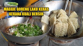 KUALI BERSIH penyebab gerai MAGGIE GORENG ini sentiasa di PENUHI PELANGGAN [upl. by Rede704]