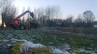 épandage de fumier avec l épandeur brimont le renault 981 et le manitou [upl. by Alidis876]