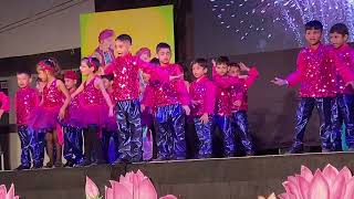 Yashika dance video Shishu Niketan Public School trending [upl. by Sekofski784]