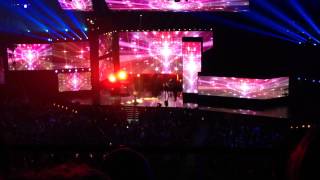 AMAs audience view Ariana Granda medley live full HD [upl. by Dud]