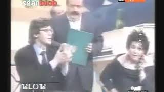 Sgarbi desidera la morte di Federico Zeri [upl. by Enirehtacyram96]