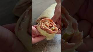 I called it quot Cinnabon pizza quot Crazy delicious Recipe 👉httpsyoutubeklN3dnvyAg [upl. by Srednas]