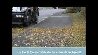 Balayeuse Stocks Sweepers avec quotTempest Leaf Blowerquot option 1  Street Sweeper Kehrmaschine [upl. by Lethia]