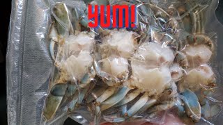 Crabbing in Galveston Easy clean method [upl. by Darra]