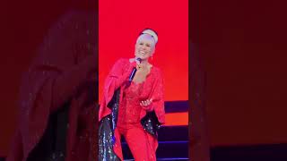 Valeria Lynch El Regreso Gran Rex quotAntes de tiquot Nov8112024 [upl. by Liv775]