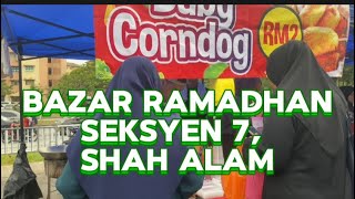 Jalan2 Bazar Ramadhan di Seksyen 7 Shah Alambazar gerai jualan iftar kuih kuihmuih makanan [upl. by Otinauj]