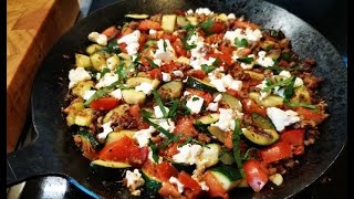 Hackfleischpfanne mit Zucchini Tomate und Feta [upl. by Briney]