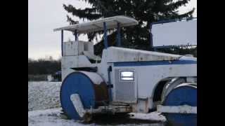 Oldtimer Straßenwalze DW Verdichter classic Car VEB Baumaschinen Gatersleben [upl. by Hashum]