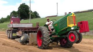 Tractor Pulling Antique Tractors 2022 [upl. by Yentruoc]