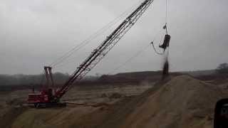 Manitowoc 4600 Dredging Sand and Gravel in Illinois [upl. by Norman]