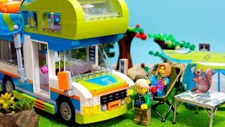 【LEGO遊び】レゴのキャンピングカーでキャンプごっこだぞ！バーベキューにキャンプファイヤーなど盛りだくさんのキャンプだよ【アナケナampカルちゃんのキッズアニメ】Camp [upl. by Lyndell70]