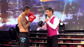 Showmatch 2012  Maravilla Martínez VS Tinelli primer round [upl. by Reffotsirk]