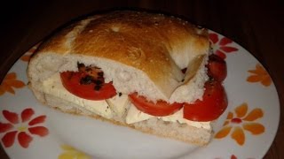 Fladenbrot mit Schafskäse und Tomaten [upl. by Mueller677]