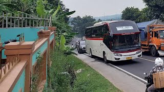 macet p4tah as roda ‼️truk troubel di tanjakan andir malangbong garut [upl. by Attiuqahs]