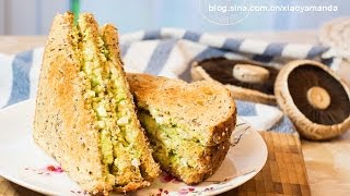 Eng Sub牛油果鸡蛋三明治 Avocado amp Egg Sandwich Recipe [upl. by Annaehs]