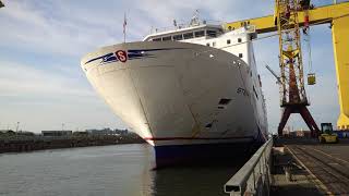 Stena Europe Harlandamp Wolff Dry Docking Timelapse [upl. by Davin965]