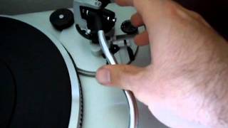 How to set up your Turntables Tonearm  weight and antiskate [upl. by Ybot]