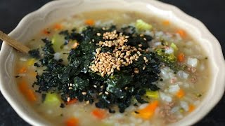 Beef and vegetable porridge Soegogiyachaejuk 쇠고기야채죽 [upl. by Tad818]