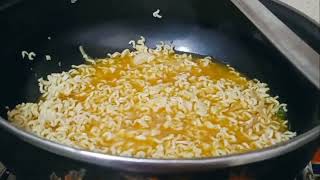 cheese मैगी रेसिपी आप भी ट्राई करें घर पर ज़रूर दोस्तों please support me 🙏🙏🧀 [upl. by Violetta]