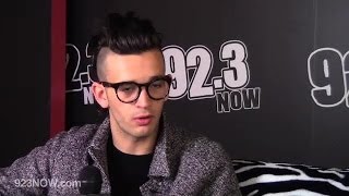 Matthew Healy From The 1975 Talks Being Indefinable in 923 NOW Interview [upl. by Arot874]