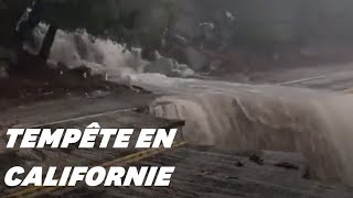 En Californie des coulées de boues détruisent des maisons et inondent des routes [upl. by Kcire]