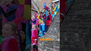 Zijn jullie klaar om mee te zingen en te springen pietenkidz sinterklaas zingen shorts [upl. by Lacey]