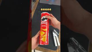 Una SORPRESA nascosta nelle PRINGLES [upl. by Anaicilef]